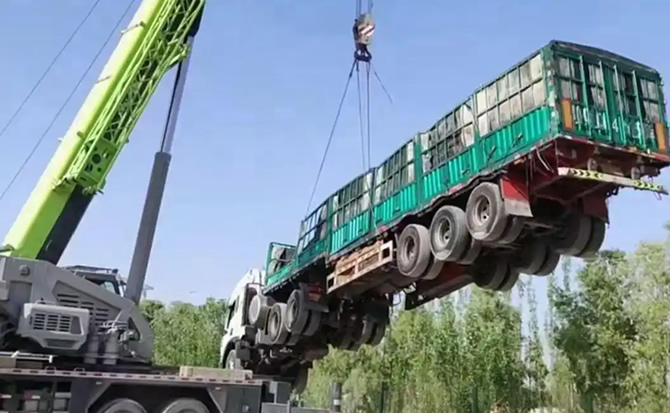 万宁道路脱困救援案例